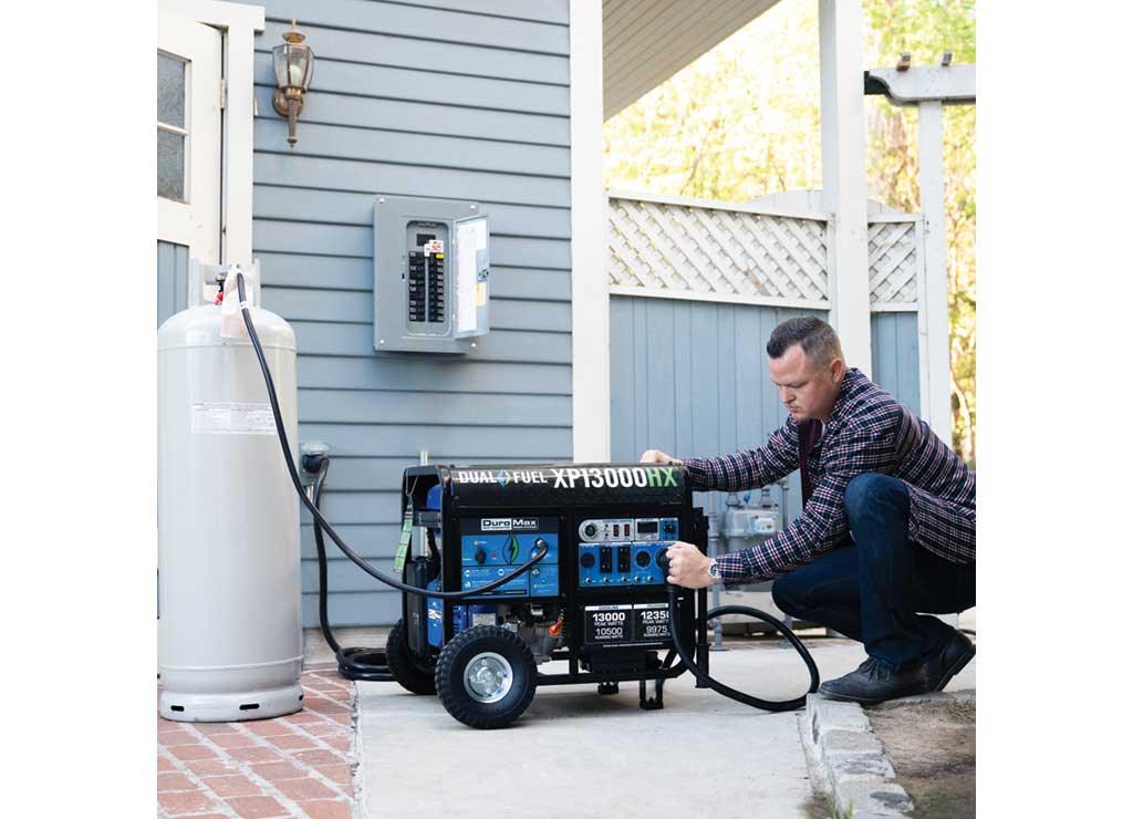 DuroMax Portable Dual Fuel Generator, 13,000 Surge Watts, 10,500 Rated Watts, Electric Start